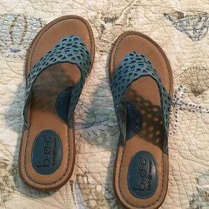 Women’s teal flat sandals